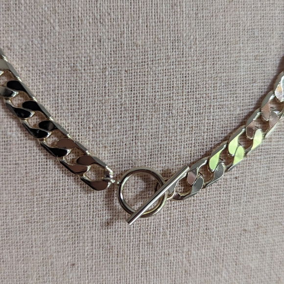 Journey Necklace Gold - Picture 5 of 9